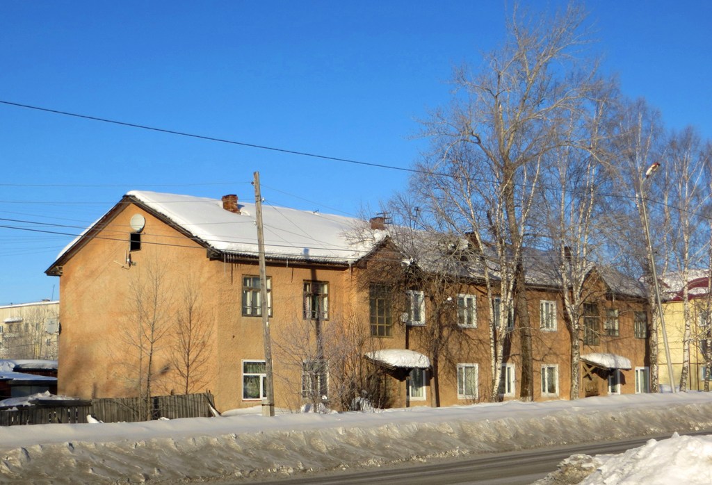 Карпинск, Улица Луначарского, 93