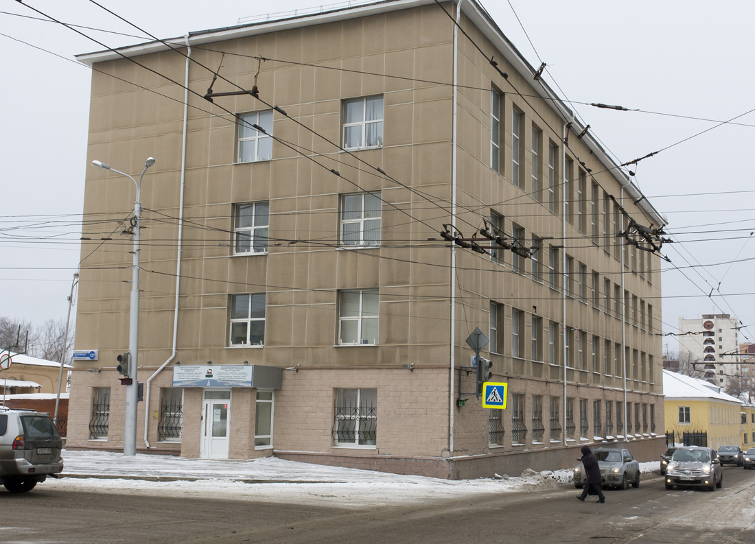 Уфа, Бульвар Ибрагимова, 84 / Улица Пархоменко, 127
