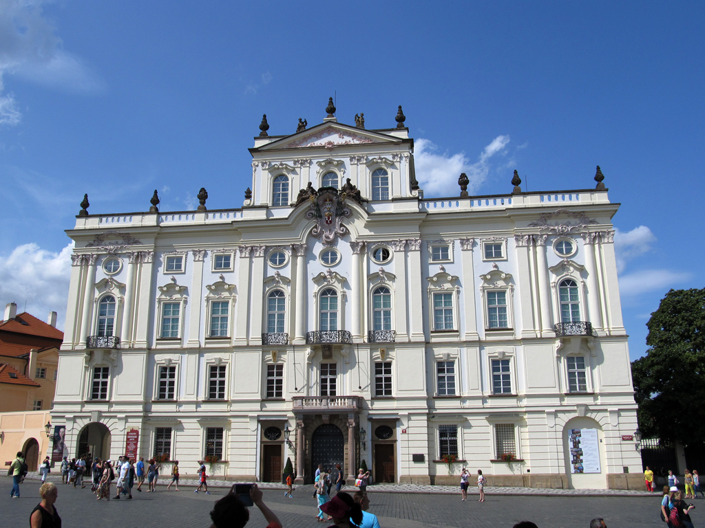 Прага, Hradčanské náměstí, 16