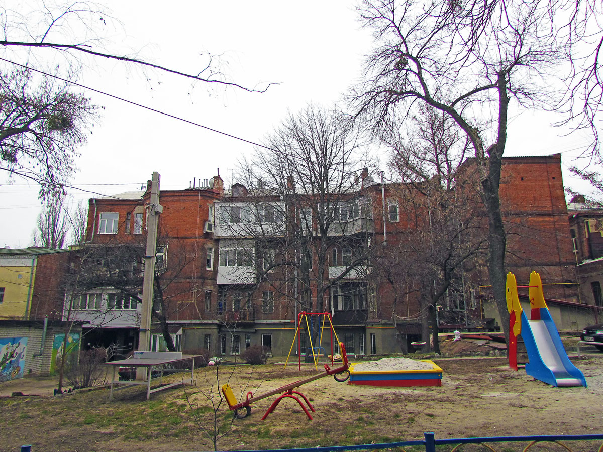 Харьков, Куликовский спуск, 9