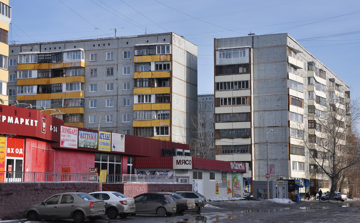 Омск, Зелёный бульвар, 8/2; Зелёный бульвар, 10; Зелёный бульвар, 10/1
