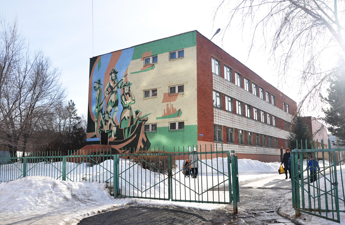 Omsk, Заречный бульвар, 3