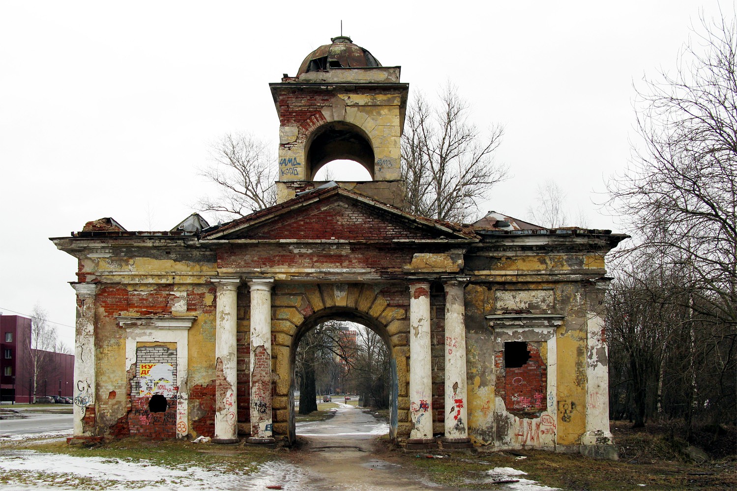 Санкт-Петербург, Улица Химиков, 1