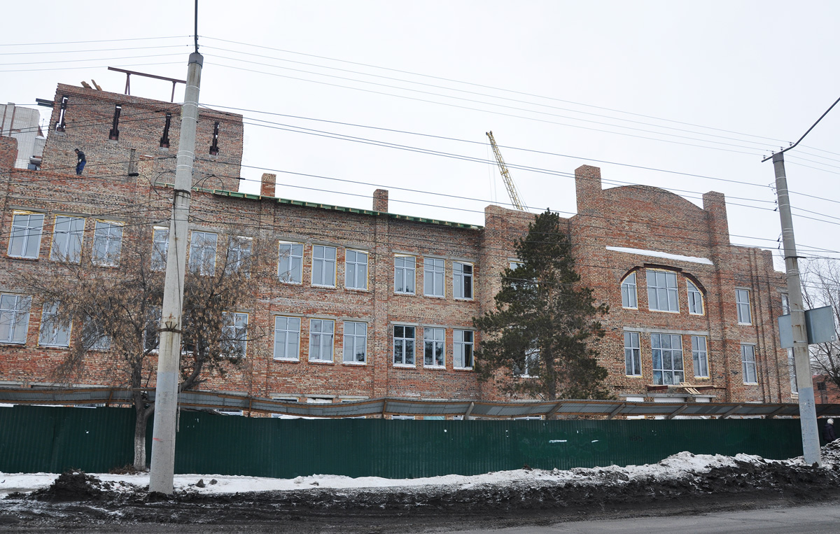 Омск, Улица Богдана Хмельницкого, 236