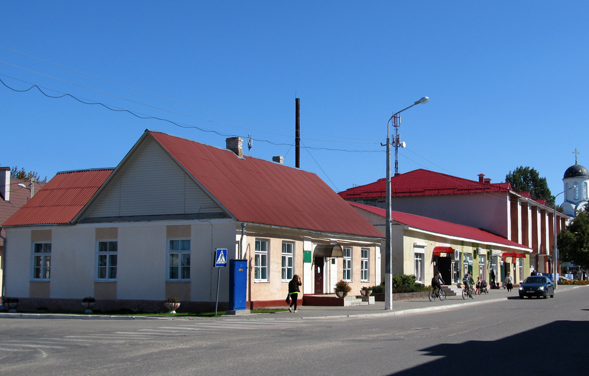 Ивенец, Улица 1 Мая, 12