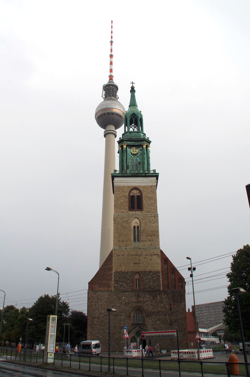 Berlin, Karl-Liebknecht-Straße, 8; Panoramastraße, 1A