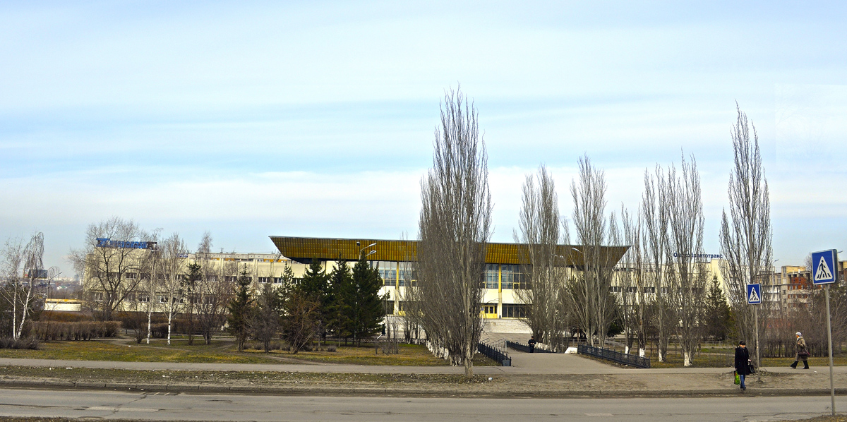 Омск, Проспект Комарова, 2