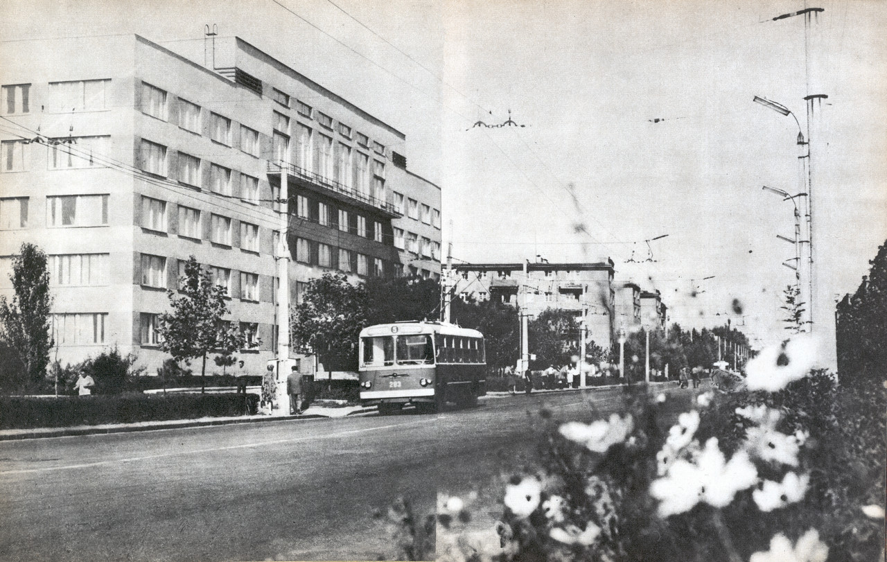 Одесса, Проспект Шевченка, 10 / шампанський провулок, (?); Проспект Шевченка, 10/1