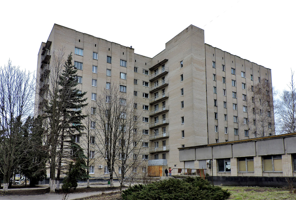 Харьковский район, прочие н.п., пос. Коммунист, Студенческий городок, 1