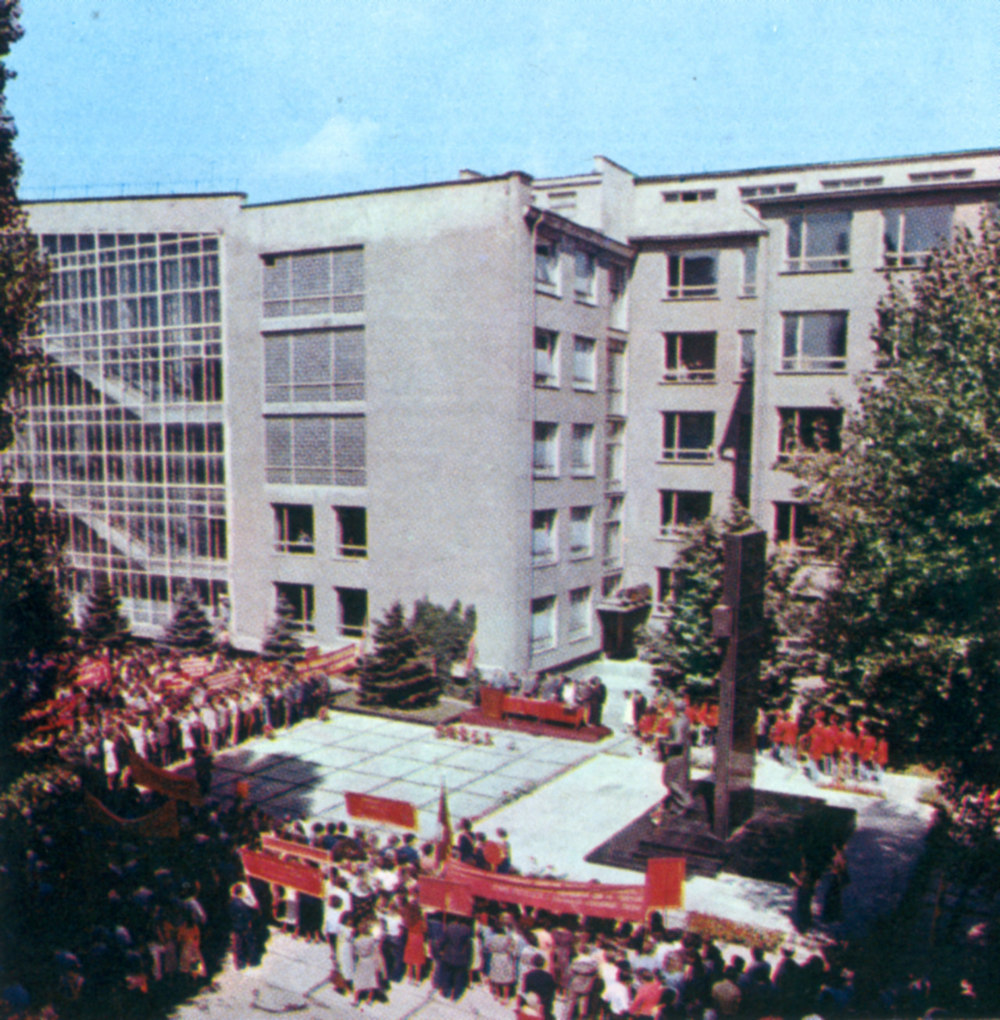 Одесса, Проспект Шевченка, 1 корп. гук