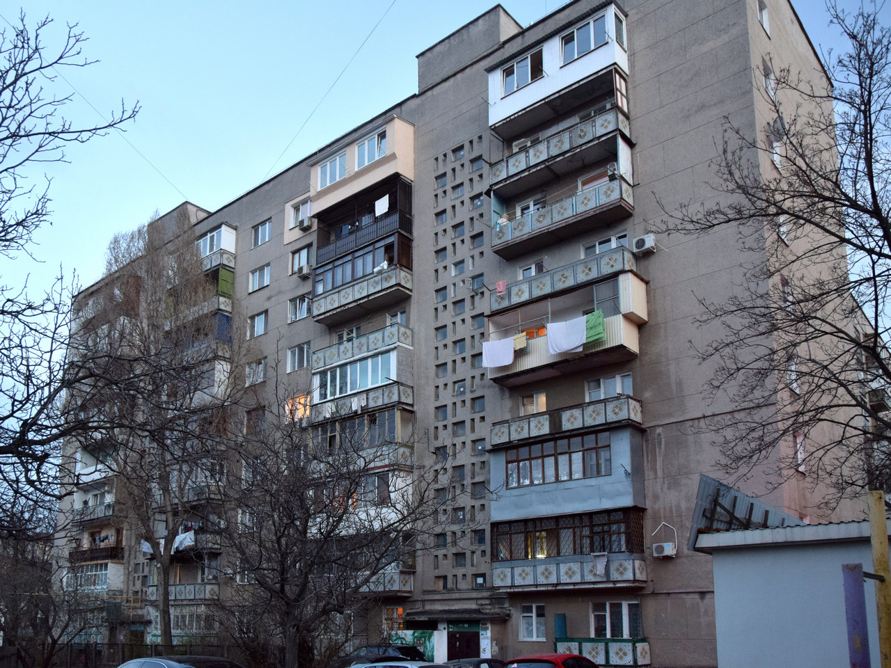 Одесса, Вулиця Академіка Корольова, 25