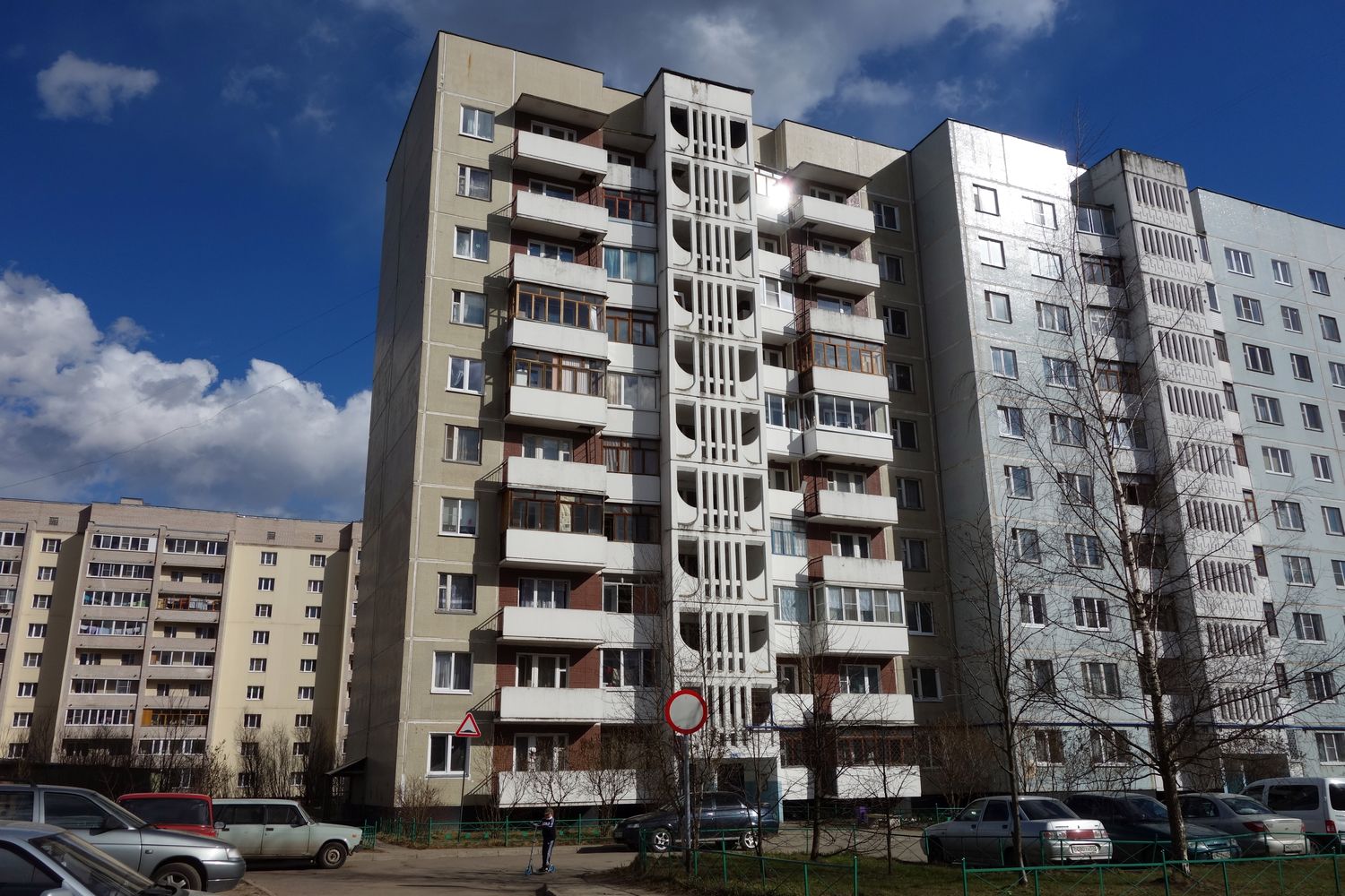 Великий Новгород, Большая Санкт-Петербургская улица, 120 корп. 2