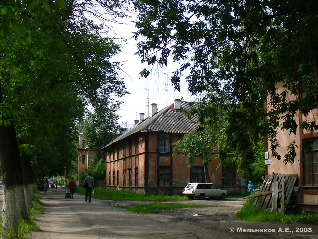 Иваново, Ленинградская улица, 10