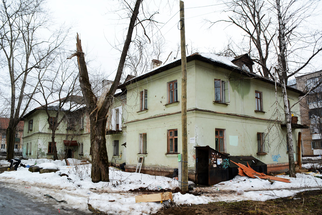 Пермь, Улица Формовщиков, 32 / Улица Карпинского, 54