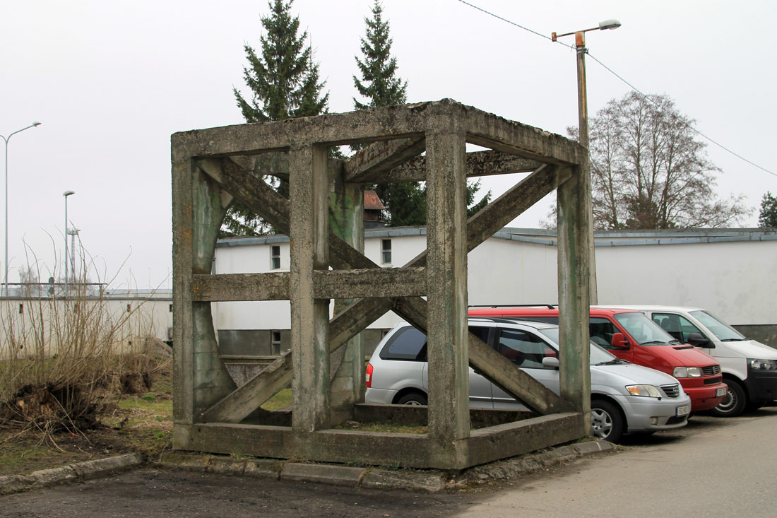 Pärnu, Kuldse Kodu, 1