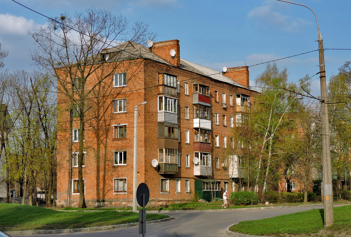 Kharkov, Проспект Льва Ландау, 56 корп. 1