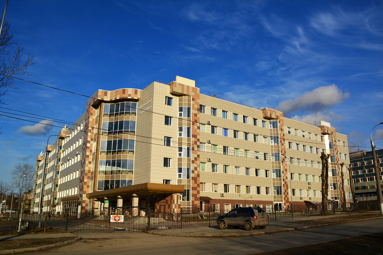 Perm, Улица Баумана, 17 лит. А