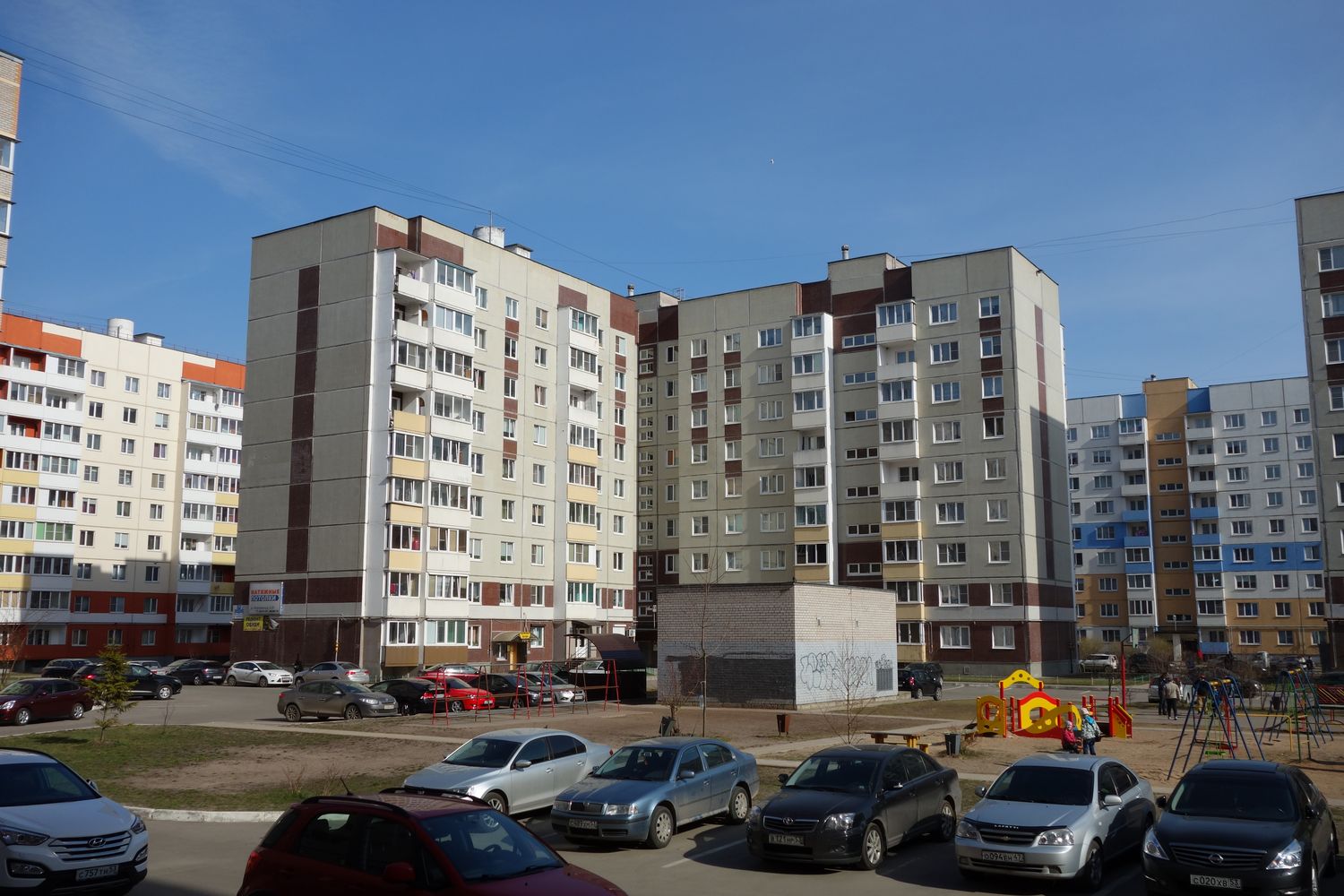 Великий Новгород, Волотовская улица, 10; Псковская улица, 15 корп. 2