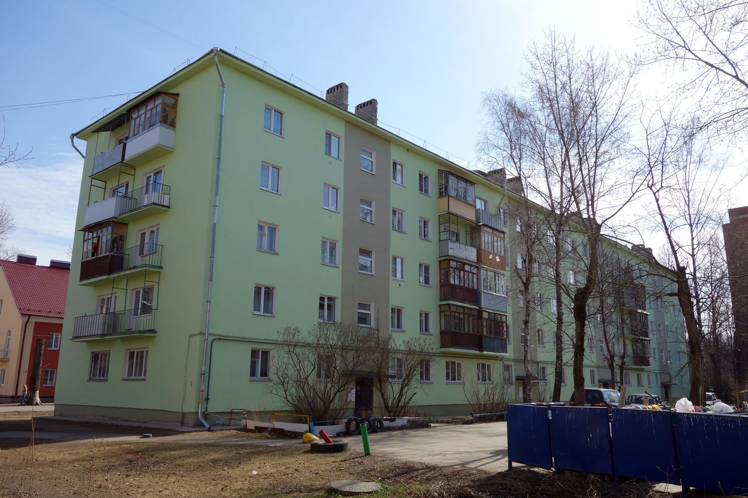 Великий Новгород, Великолукская улица, 15