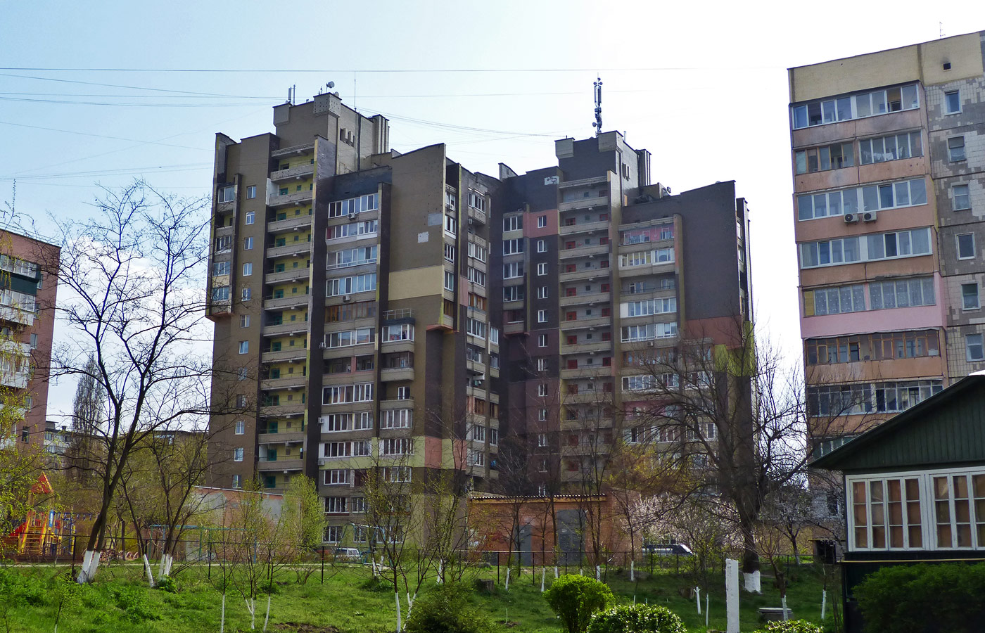 Украинка, Сосновая улица, 4А