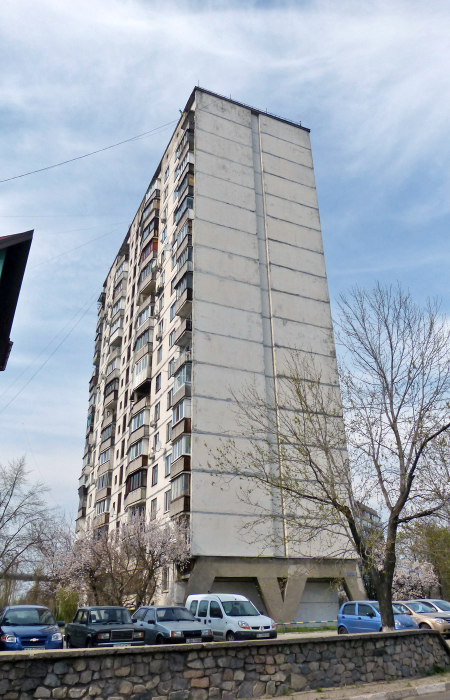 Украинка, Днепровский проспект, 25