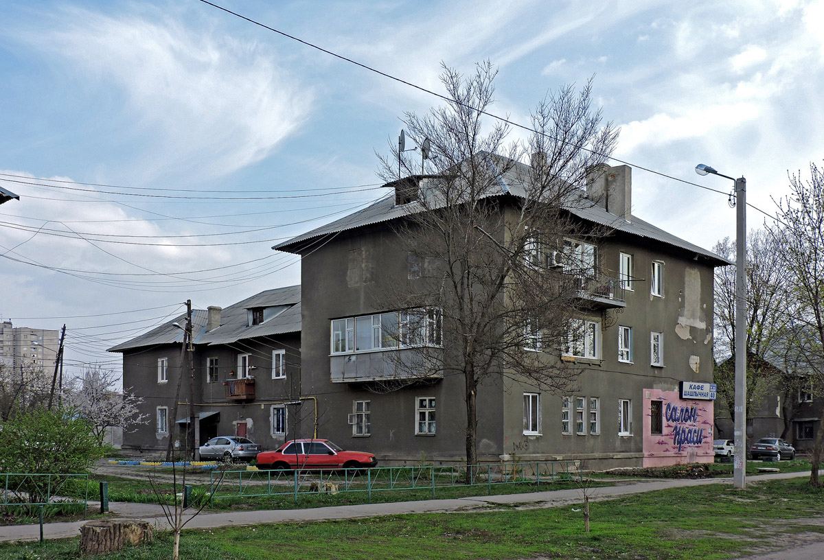 Kharkov, Проспект Льва Ландау, 40