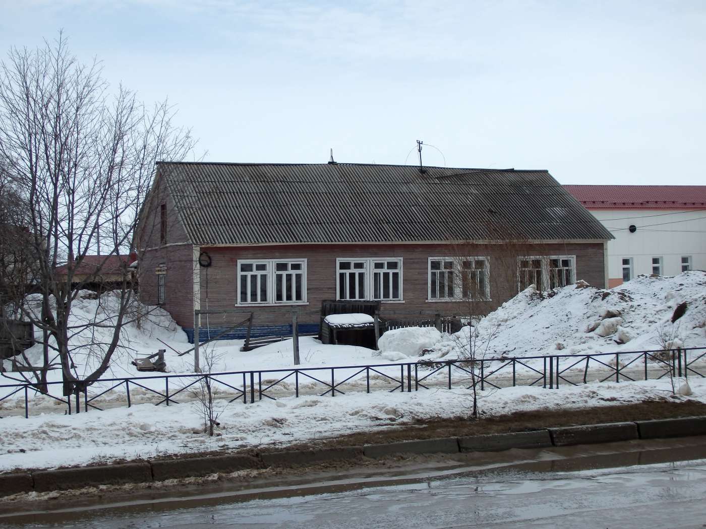 Нарьян-Мар, Улица Пырерки, 13А*