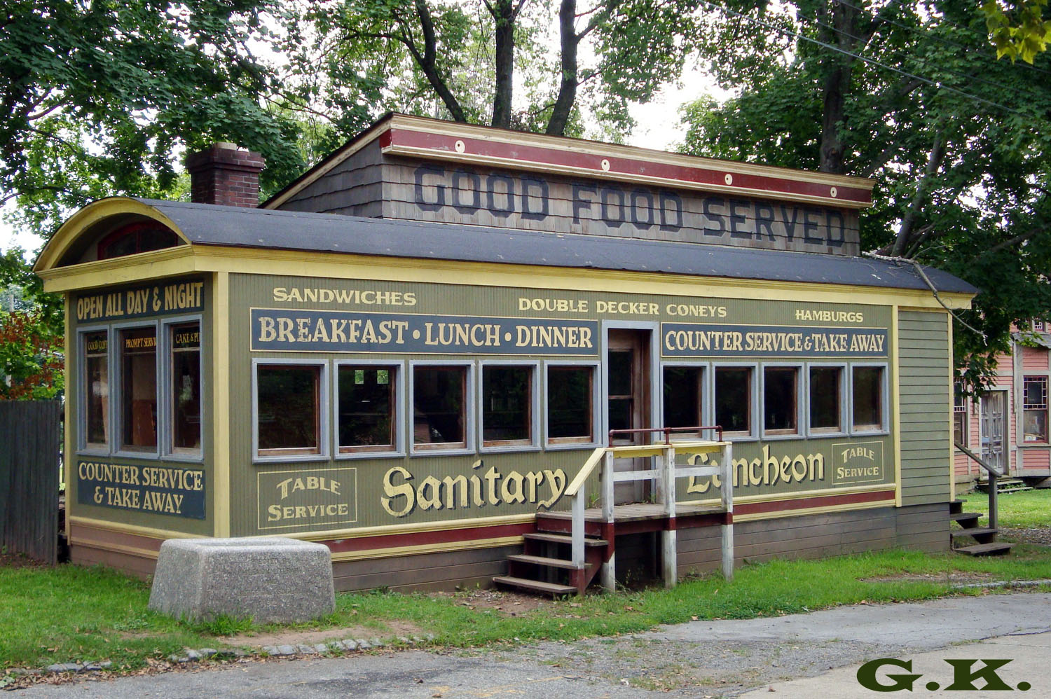 Нью-Йорк, Center Street (S), 334