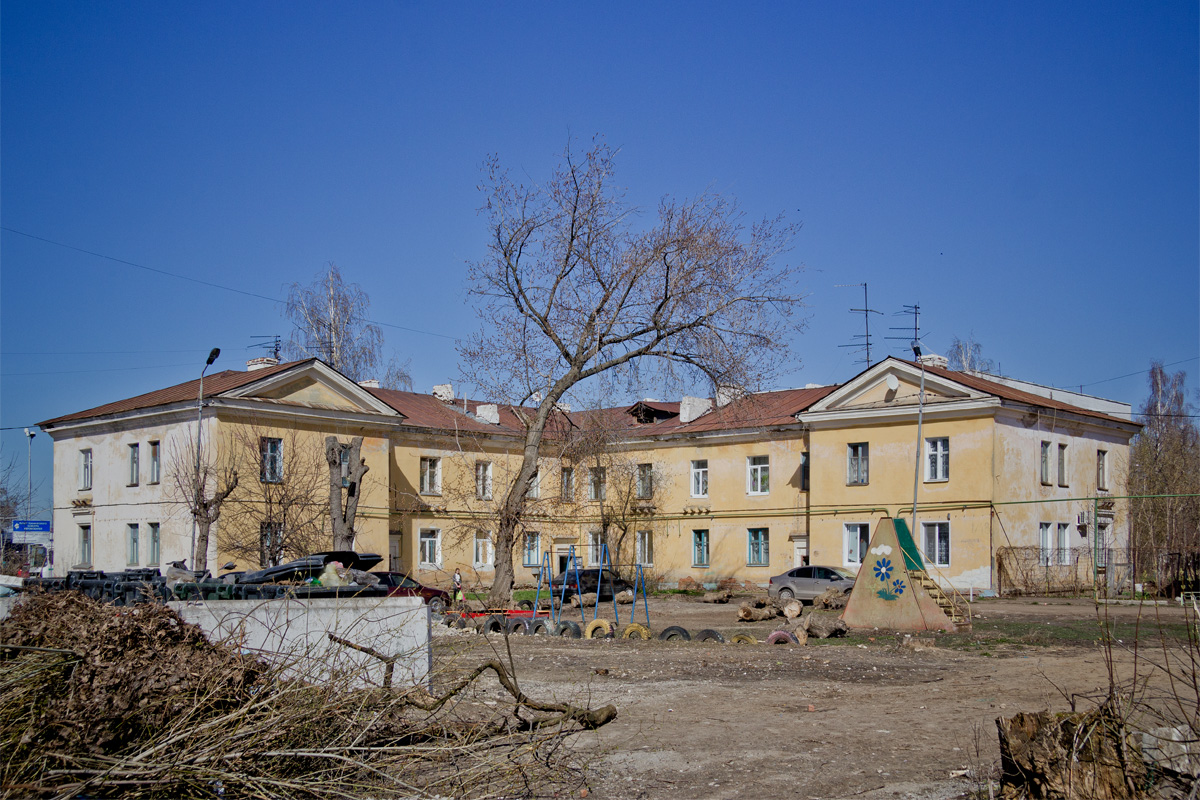 Казань, Модельная улица, 1 / Авангардная улица, 48
