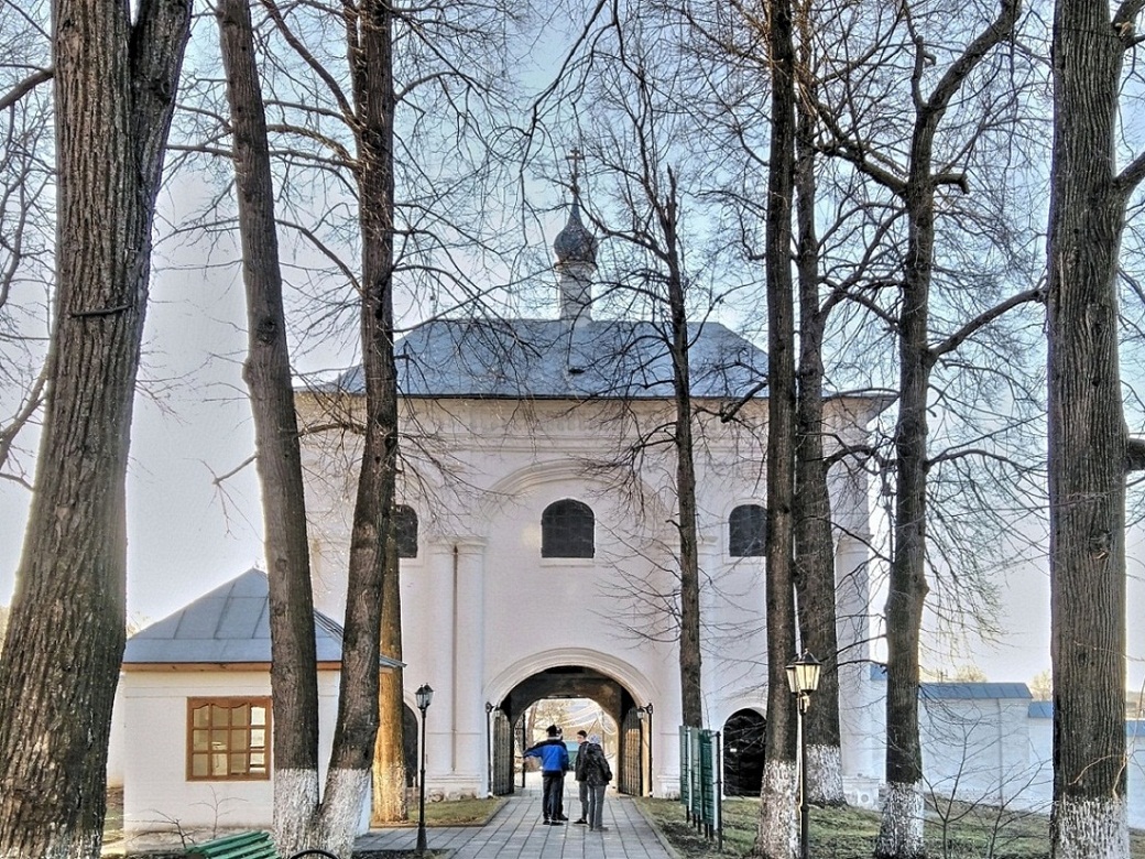 Переславль-Залесский, Луговая улица, 7 (Святые ворота)