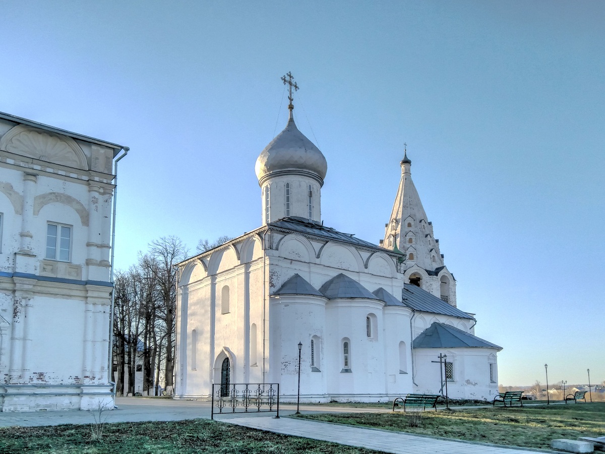 Pereslavl-Zalessky, Луговая улица, 7 (Троицкий собор)