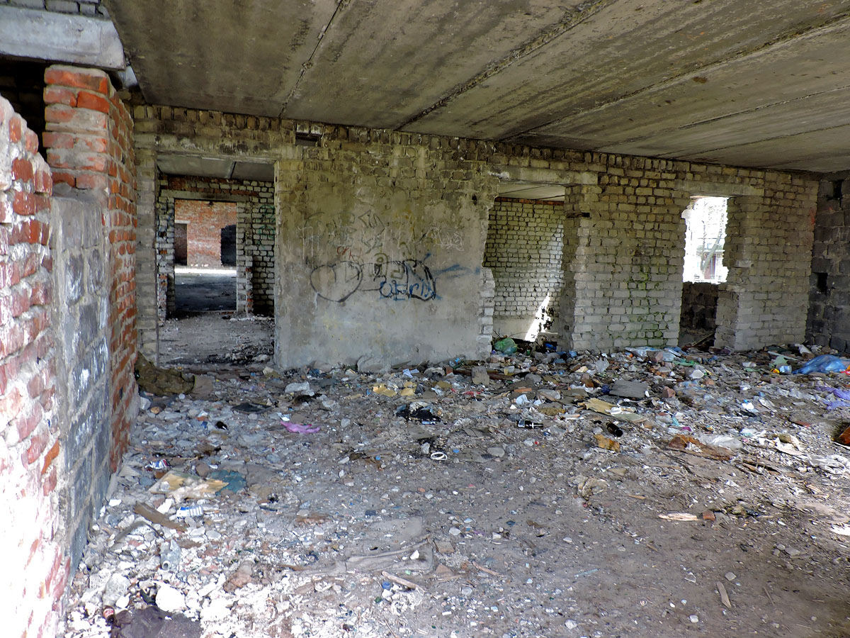 Змиёв, Донецкое шоссе, 4* Змиёв, Донецкое шоссе, 4*