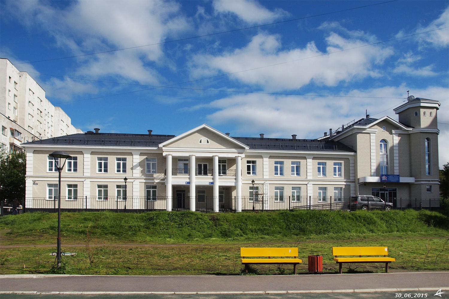 Мурманск, Зелёная улица, 76