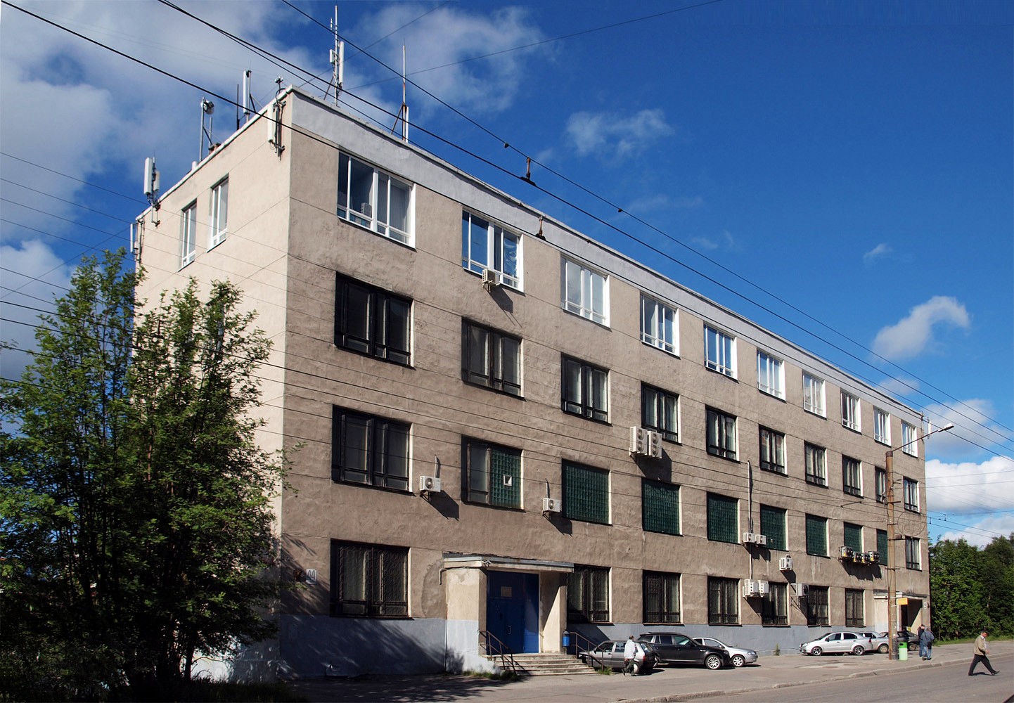 Мурманск, Проспект Кирова, 44