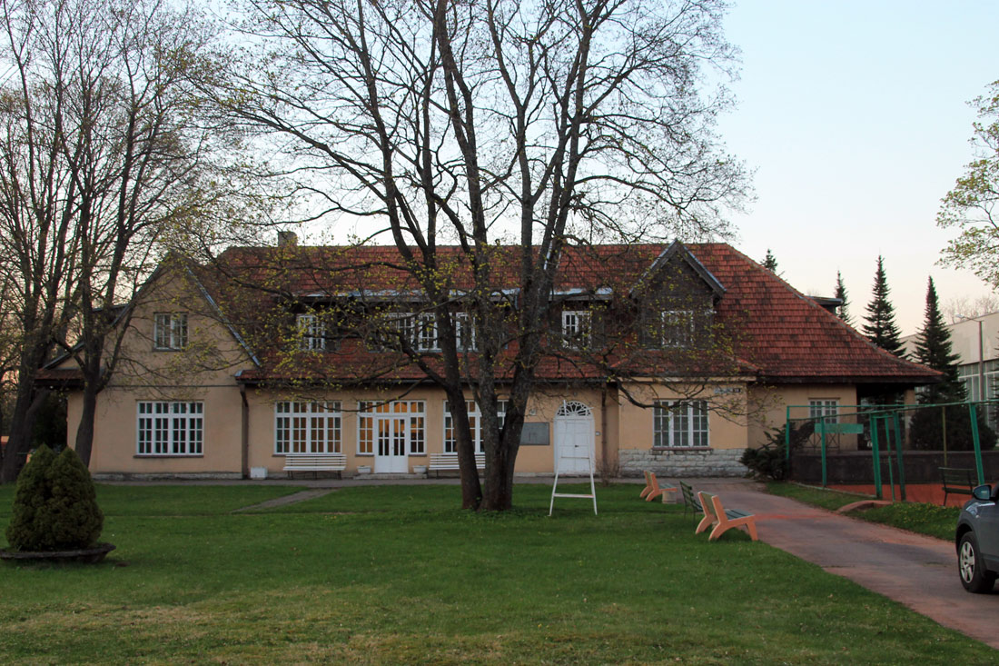 Таллин, Roheline aas, 13