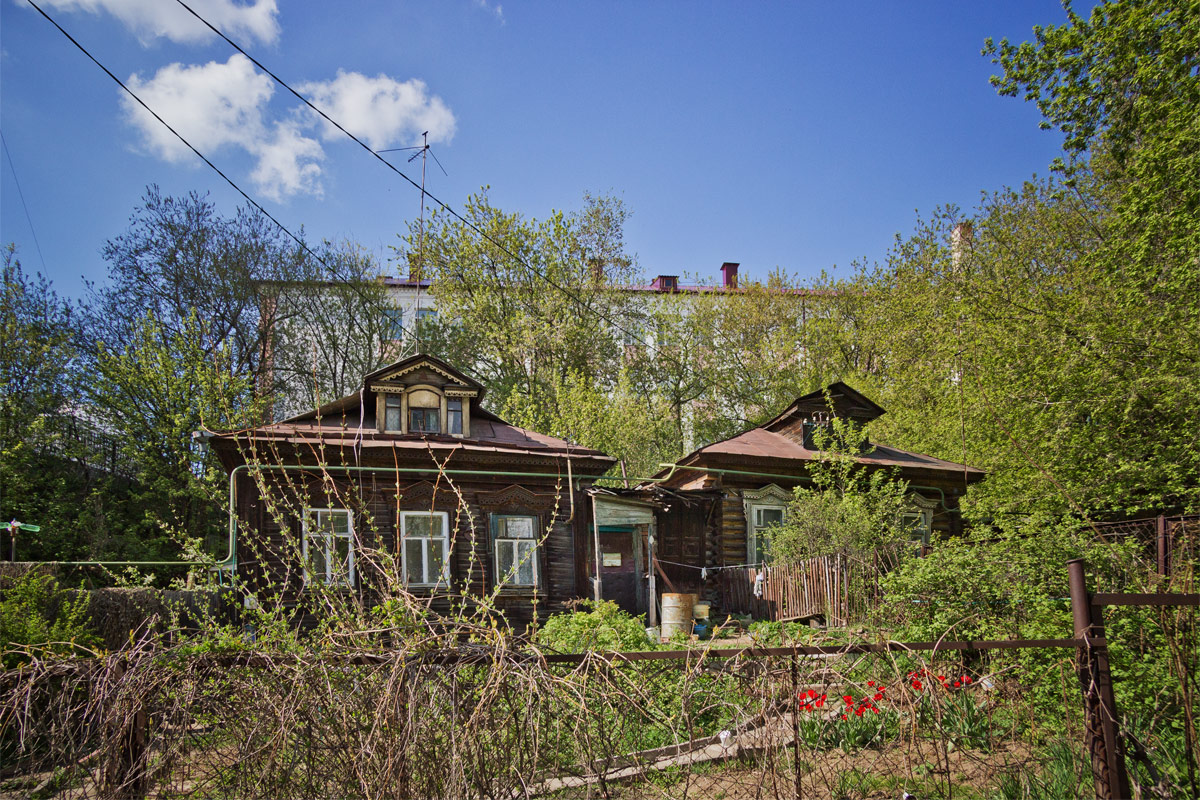 Казань, Улица Курашова, 11; Улица Курашова, 13