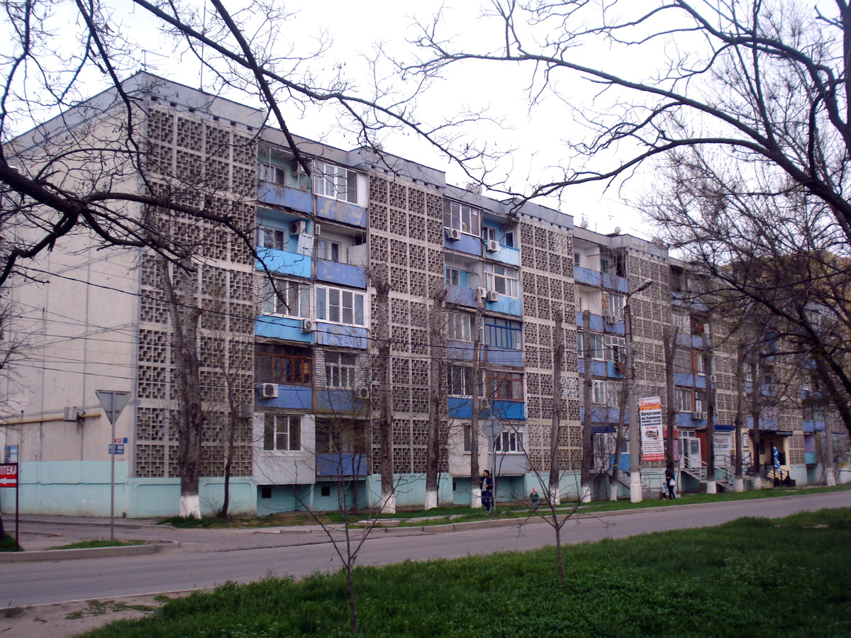 Элиста, Улица Клыкова, 10