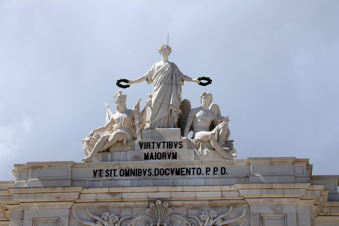 Лиссабон, Praça do Comércio, 3