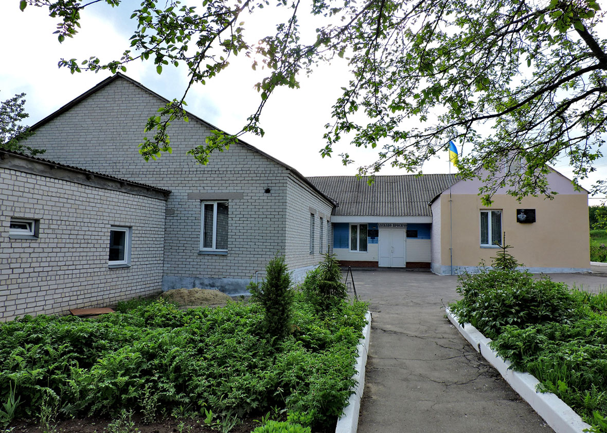 Харьковский район, прочие н.п., с. Яковлевка, улица Зорина, 7