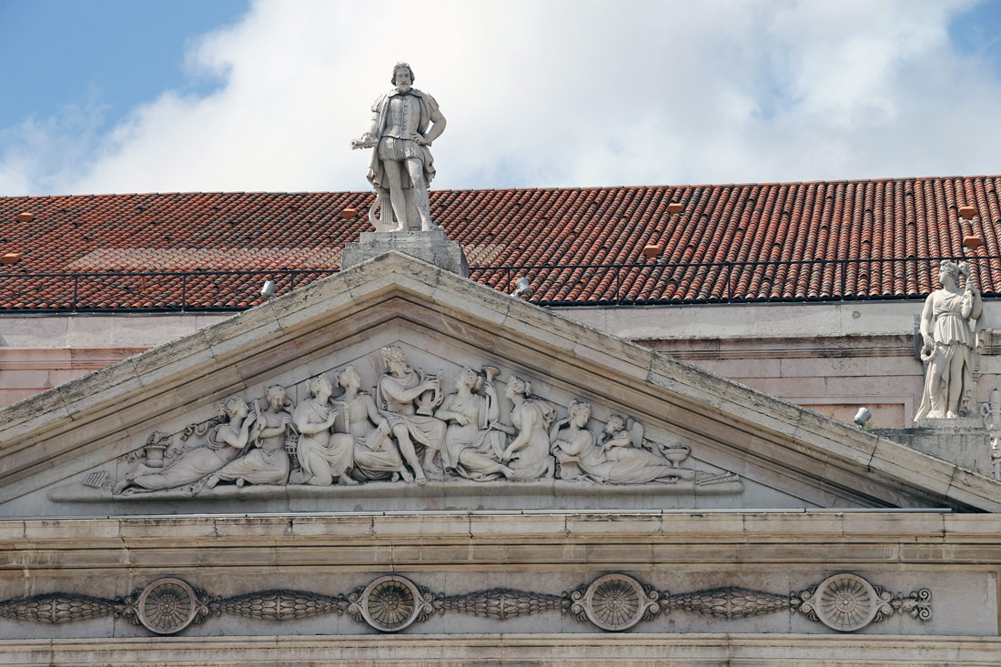 Лиссабон, Praça de Dom Pedro IV