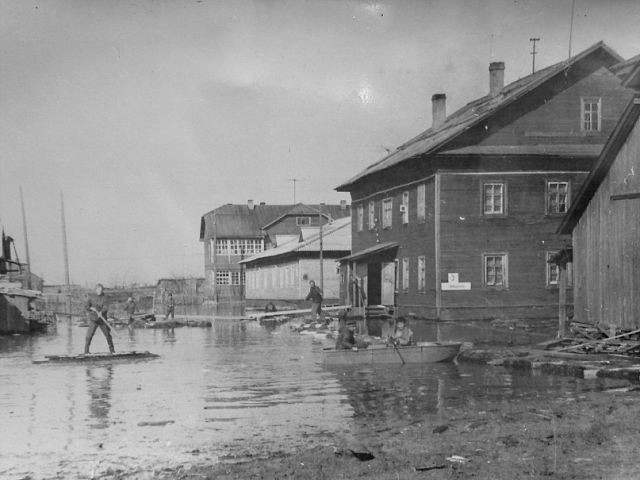 Нарьян-Мар, Заводская улица, 3А; Заводская улица, 3Б; Комсомольская улица, 4