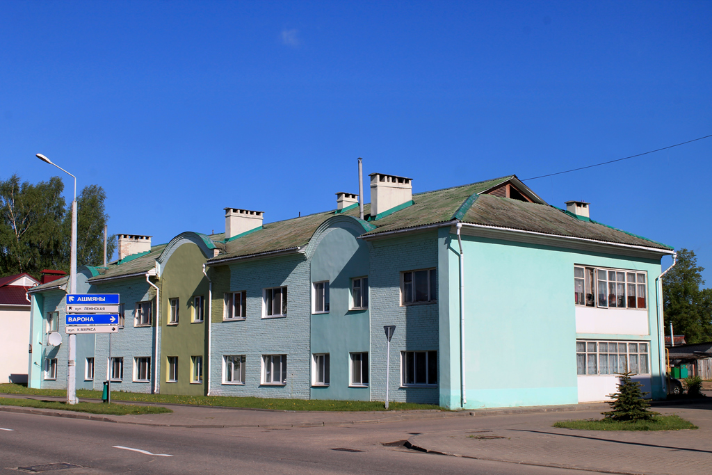Островец, Улица Володарского, 7