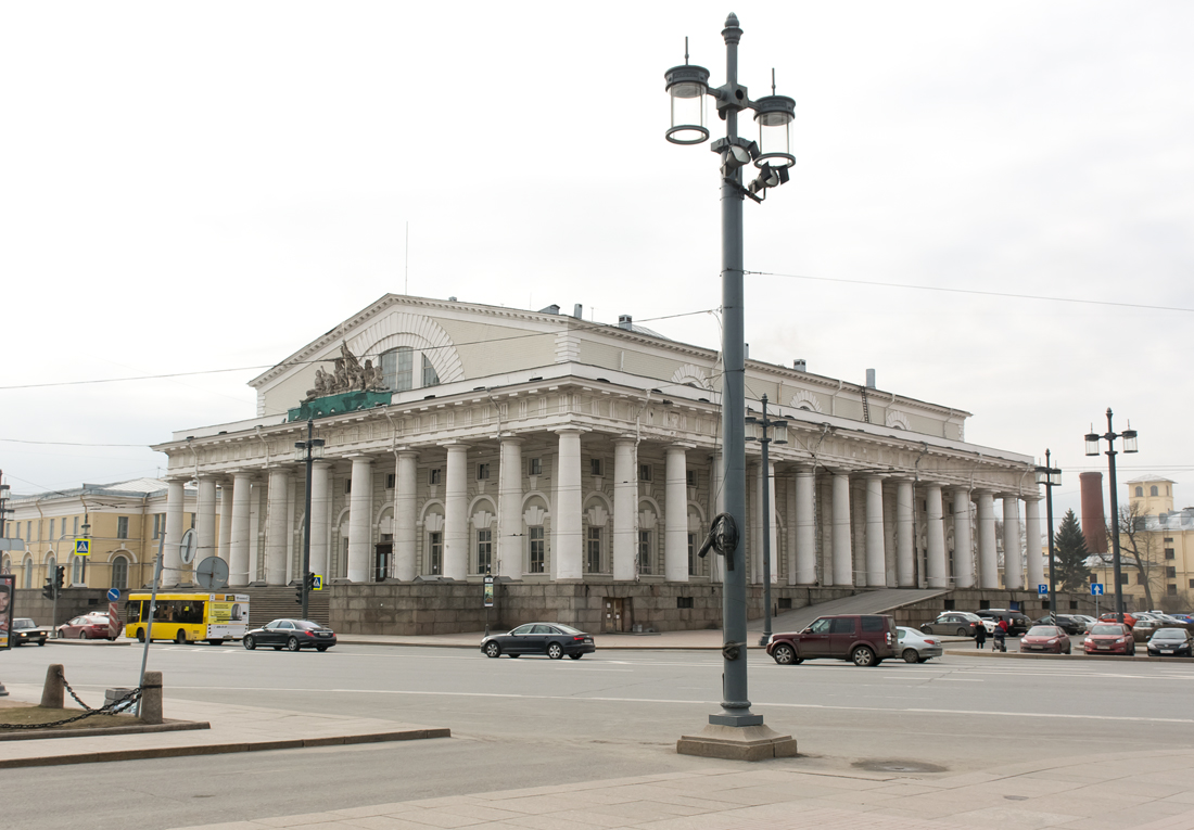 Санкт-Петербург, Биржевая площадь, 4