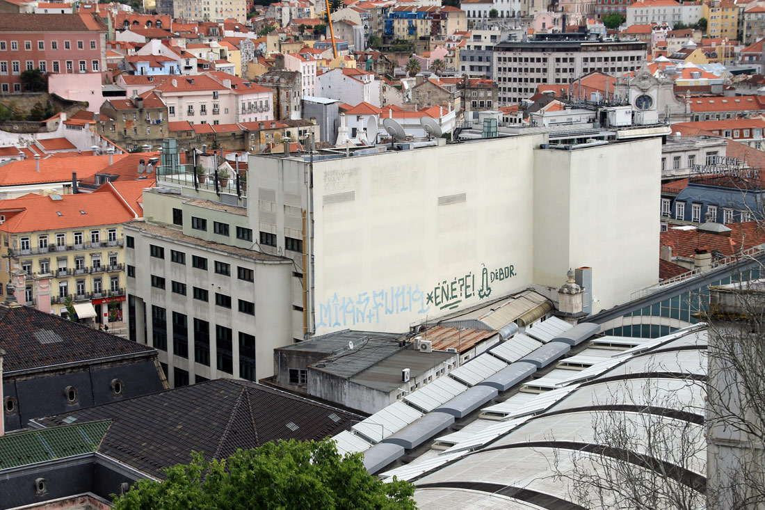 Лиссабон, Praça Restauradores, 18