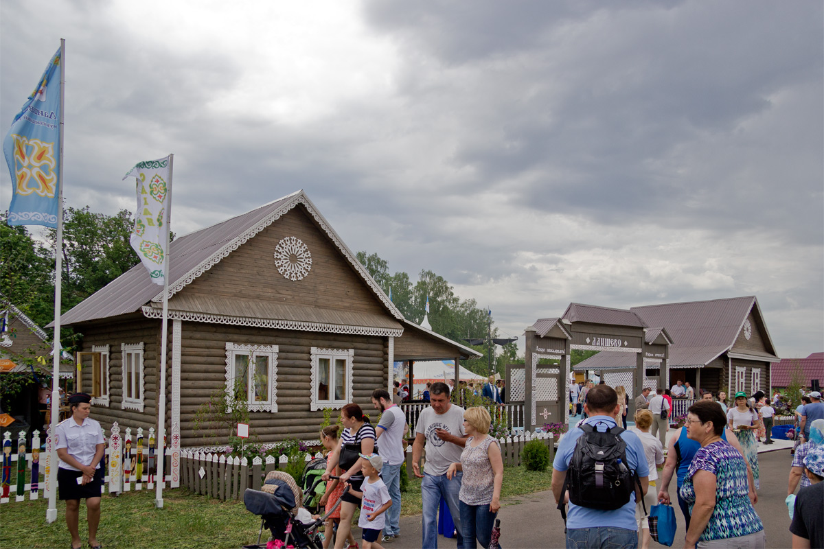 Казань, Улица Термена, пав. Лаишево; Улица Термена, пав. Лаишево