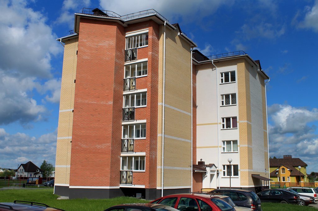 Островец, Аэродромная улица, 10