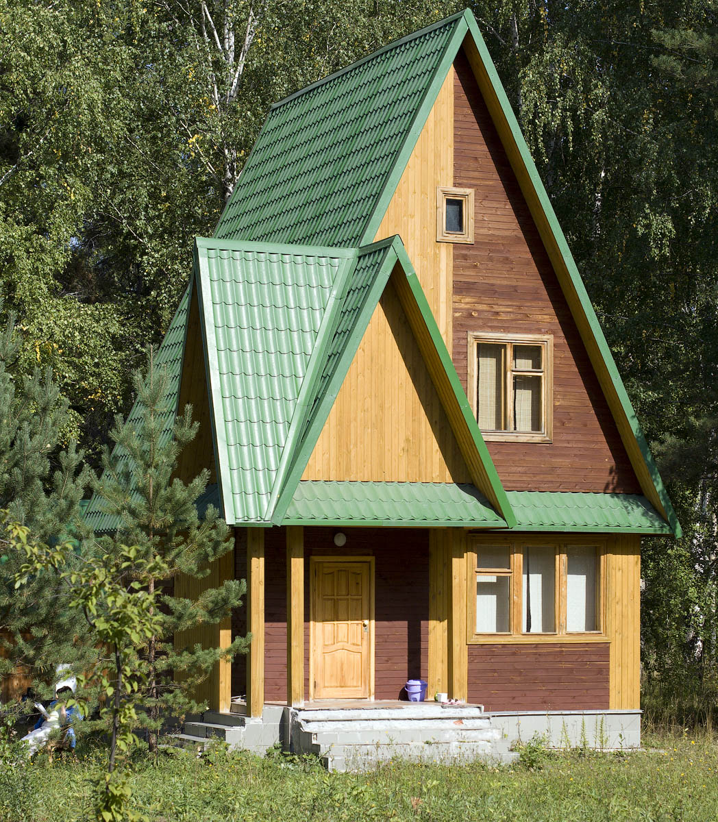 Нижнесергинский муниципальный район, пос. Бажуково, Парковая улица, 14
