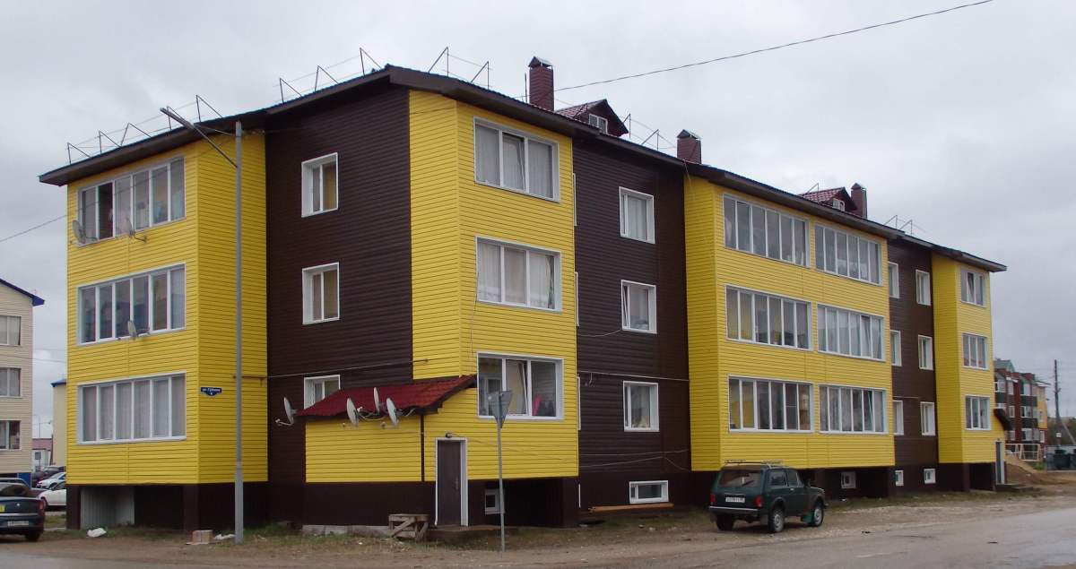 Iskateley, Улица Губкина, 4