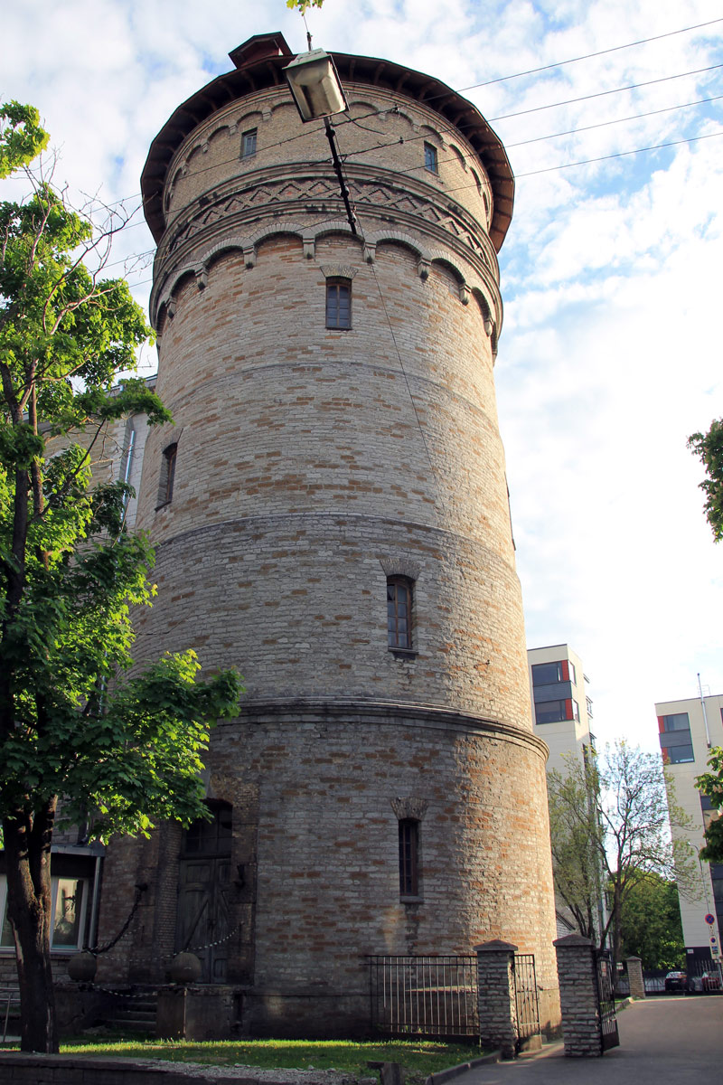 Tallinn, Tõnismägi, 12