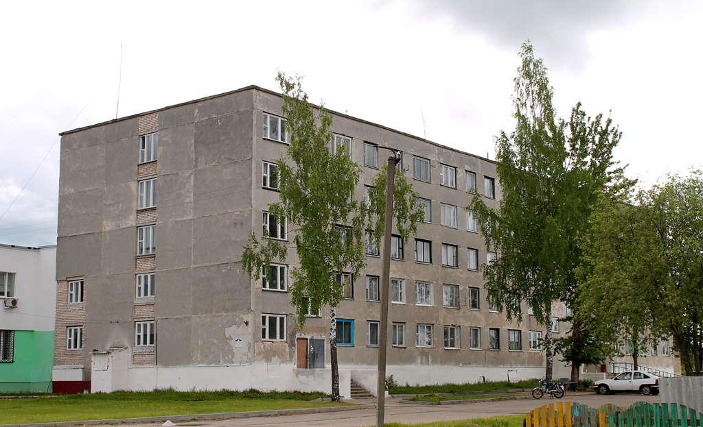 Россоны, Улица Лапенко, 1